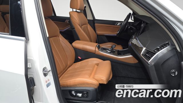 BMW X5 2019 — photo 10