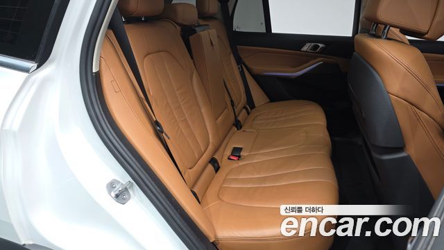 BMW X5 2019 — photo 11