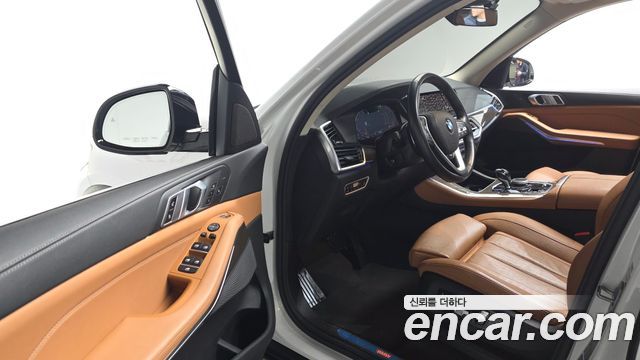 BMW X5 2019 — photo 12