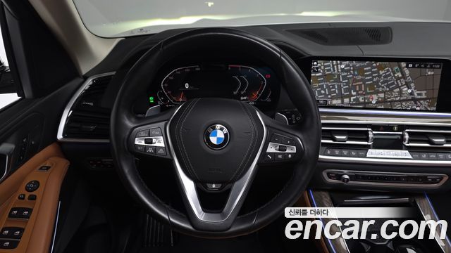 BMW X5 2019 — photo 13