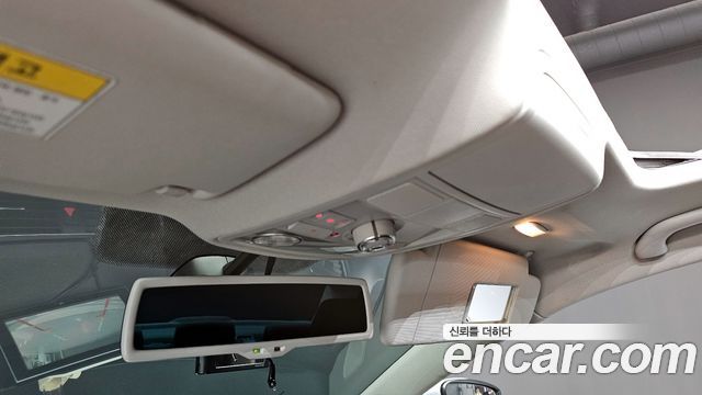 Volkswagen Jetta 2011 — photo 20