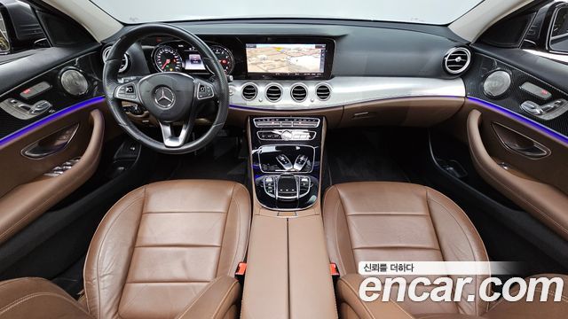 Mercedes-Benz E-Class 2018 — photo 7