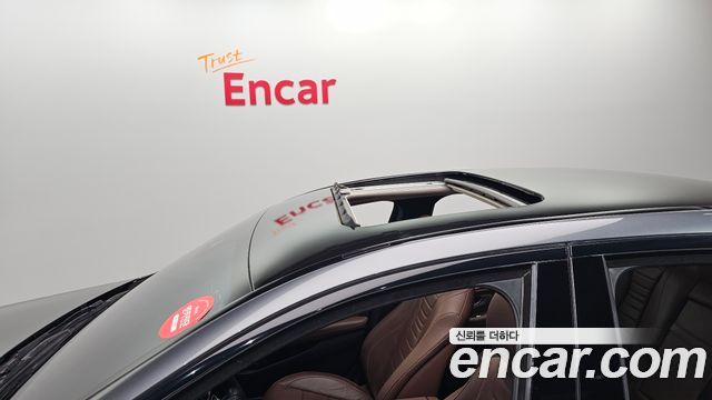 Mercedes-Benz E-Class 2018 — photo 20