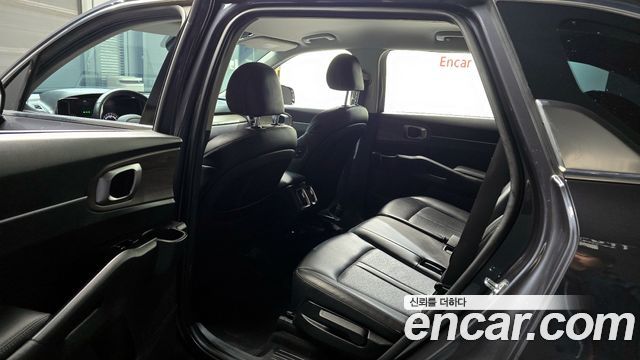 Kia Sorento 2022 — photo 11