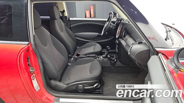 Mini Cooper 2012 — photo 11