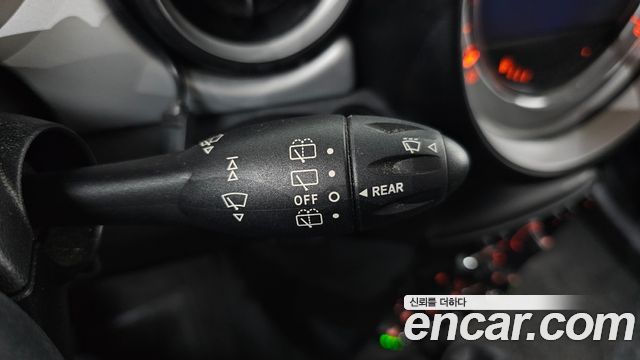 Mini Cooper 2012 — photo 14