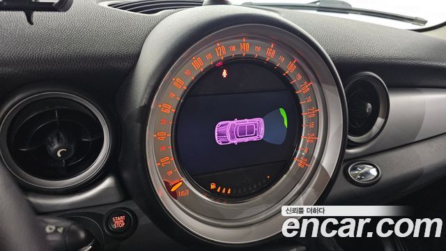 Mini Cooper 2012 — photo 18