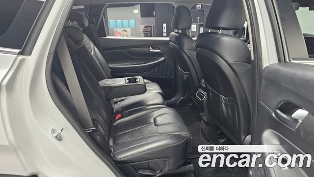 Hyundai Santafe 2021 — photo 12