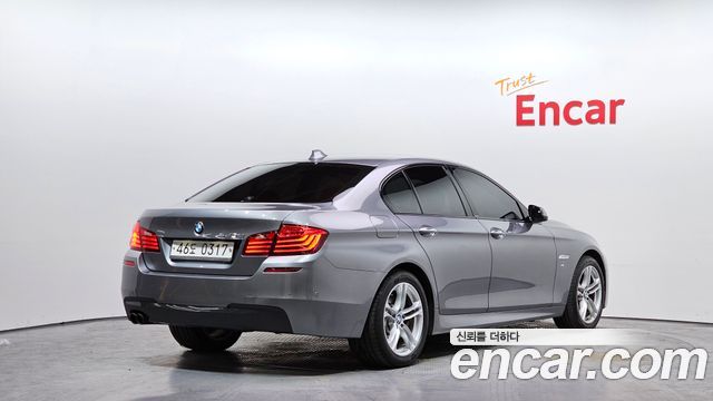 BMW 5-Series 2016 — photo 2