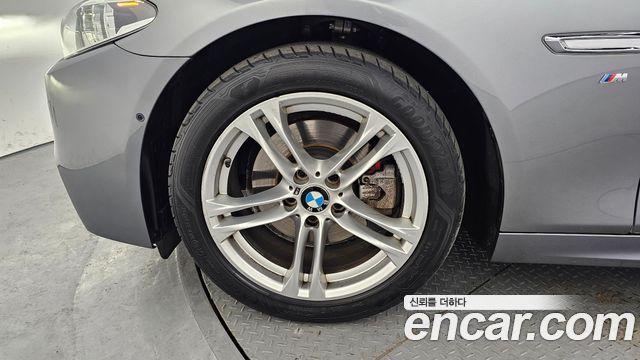 BMW 5-Series 2016 — photo 5