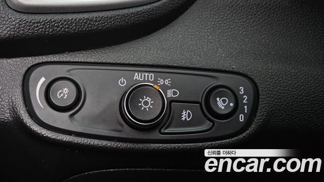 Chevrolet Korea Trax 2019 — photo 17