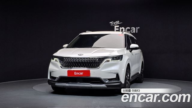 Kia Canival 2021 — photo 3