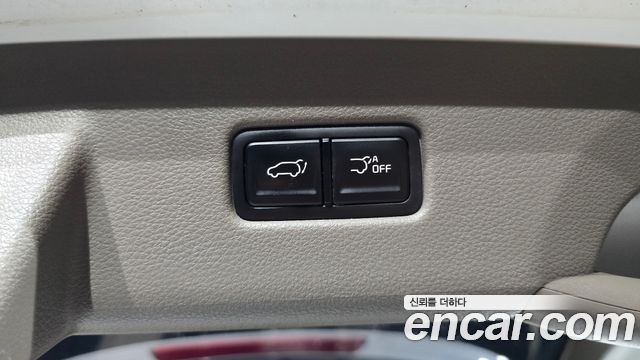 Kia Canival 2021 — photo 19