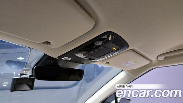 Kia Canival 2021 — photo 20
