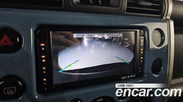 Toyota FJ Cruiser 2014 — photo 15