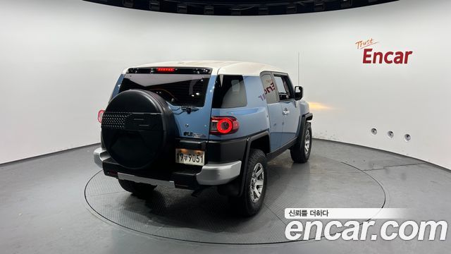 Toyota FJ Cruiser 2014 — photo 20