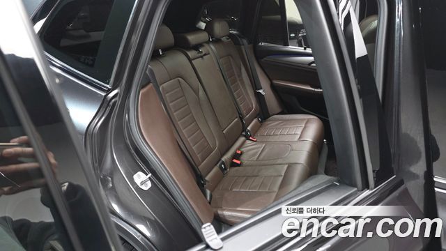 BMW X3 2021 — photo 11