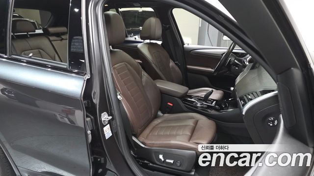 BMW X3 2021 — photo 12