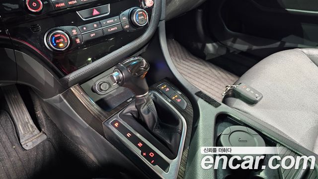 Kia K5 2014 — photo 9