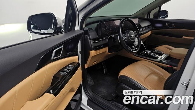 Kia Canival 2021 — photo 11