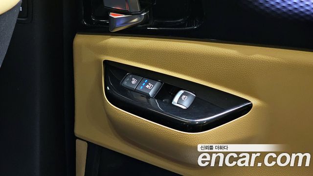 Kia Canival 2021 — photo 19