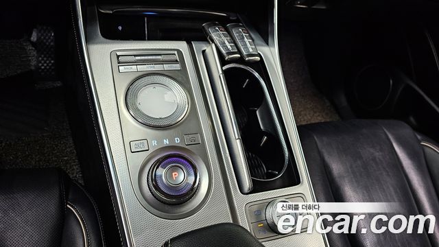 Genesis GV80 2021 — photo 9