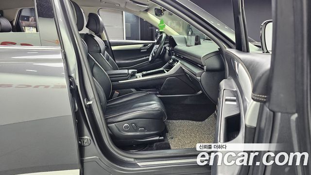 Genesis GV80 2021 — photo 11