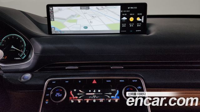 Genesis GV80 2022 — photo 14