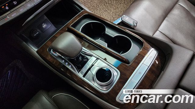 Kia K9 2019 — photo 9