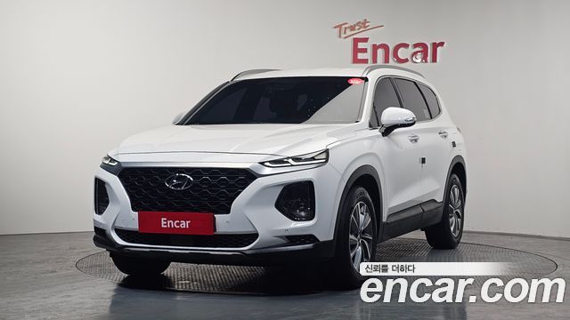 Hyundai Santafe 2019 — photo 1