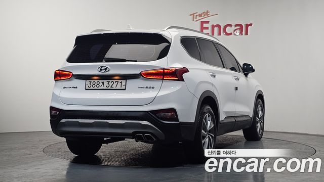 Hyundai Santafe 2019 — photo 2
