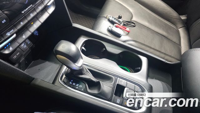 Hyundai Santafe 2019 — photo 9