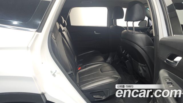 Hyundai Santafe 2019 — photo 12