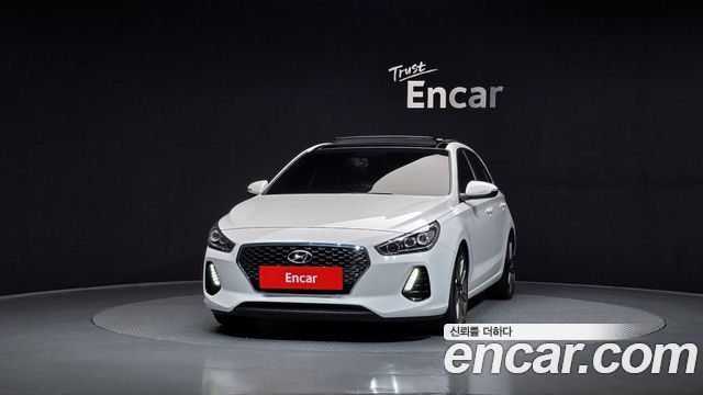 Hyundai i30 2018 — photo 3