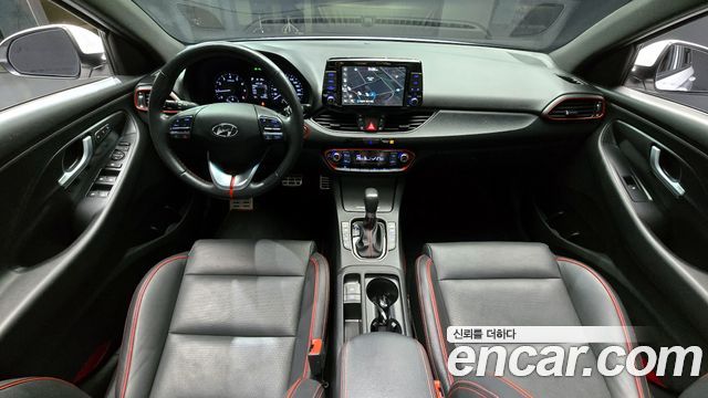 Hyundai i30 2018 — photo 7