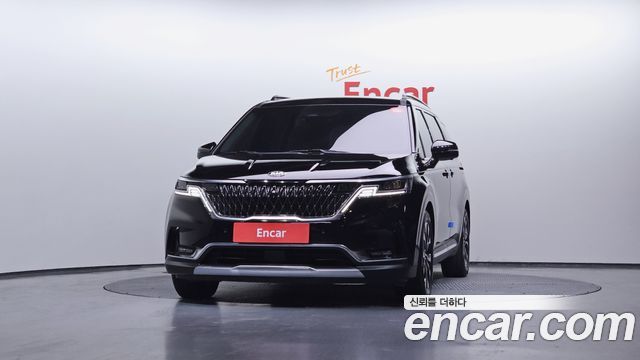 Kia Canival 2021 — photo 3
