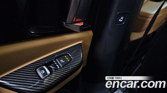 Kia Canival 2021 — photo 19