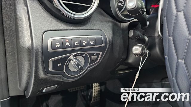 Mercedes-Benz GLC-Class 2019 — photo 17