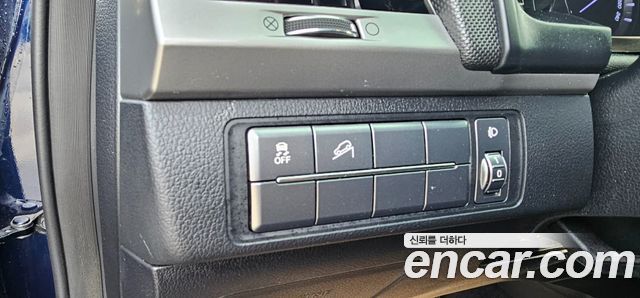 KG Mobility Rexton 2019 — photo 13
