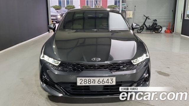 Kia K5 2020 — photo 1