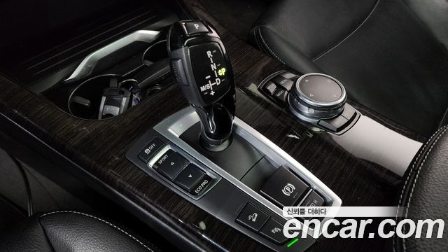 BMW X4 2016 — photo 9