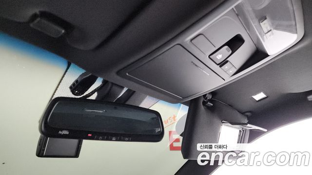 KG Mobility Rexton 2018 — photo 17
