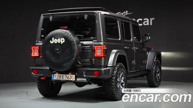 Jeep Wrangler 2022 — photo 2