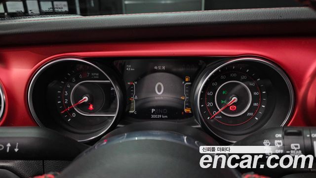 Jeep Wrangler 2022 — photo 8