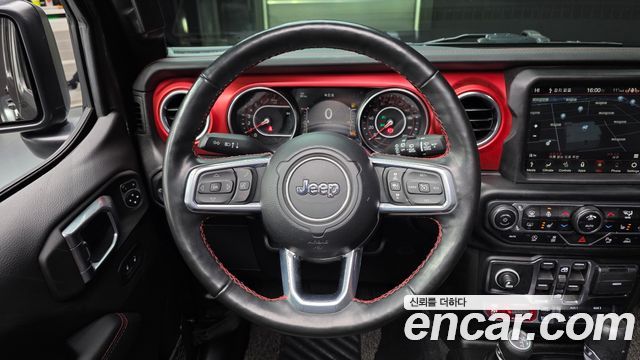 Jeep Wrangler 2022 — photo 13