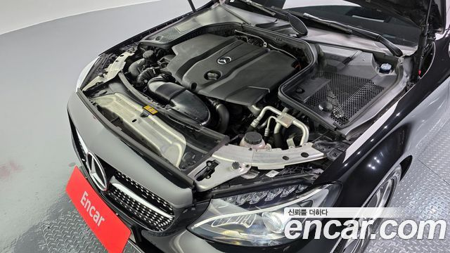 Mercedes-Benz C-Class 2017 — photo 6