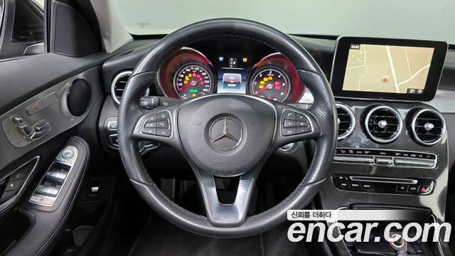 Mercedes-Benz C-Class 2017 — photo 13