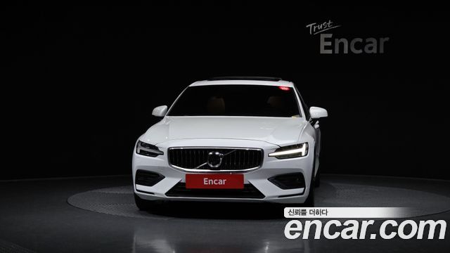 Volvo S60 2021 — photo 3
