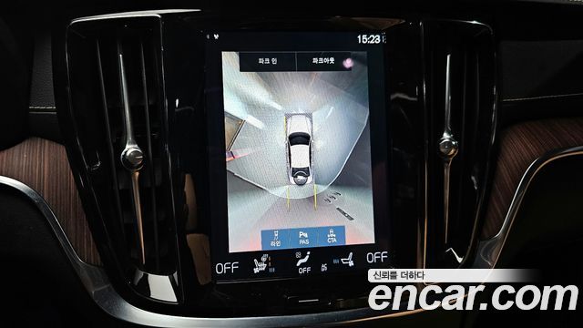 Volvo S60 2021 — photo 14