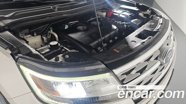 Ford Explorer 2018 — photo 6